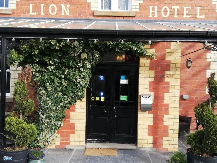 Lion Hotel Llanbister Exterior photo